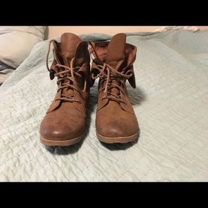 Brown boots
